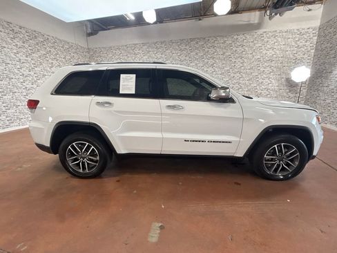 Used 2022 Jeep Grand Cherokee Limited AWD/4WD image 8