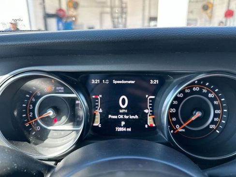 Used 2023 Jeep Wrangler Unlimited Sport AWD/4WD image 17