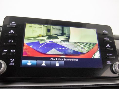 Used 2021 Honda Accord LX image 22