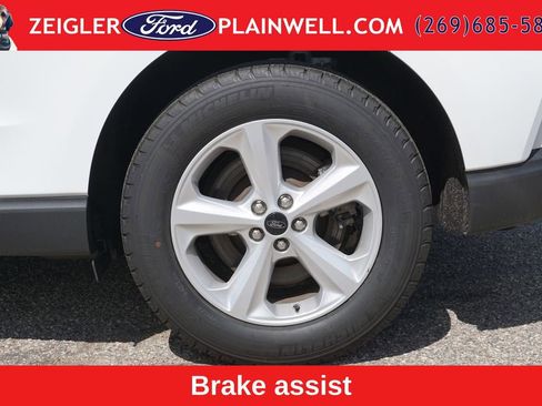 Used 2024 Ford Edge SE AWD/4WD image 9