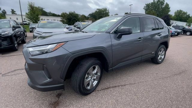 Certified 2025 Toyota RAV4 LE AWD/4WD image 6