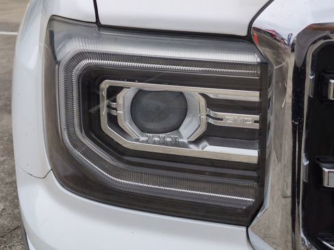 Used 2018 GMC Sierra 1500 SLT image 10