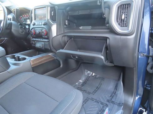 Used 2021 Chevrolet Silverado 1500 RST image 36