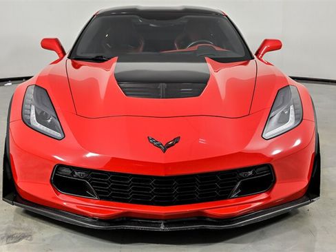 Used 2016 Chevrolet Corvette Z06 w/ 3LZ Preferred Equipment Group RWD image 4