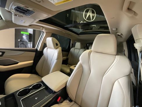 Certified 2026 Acura MDX SH-AWD image 11