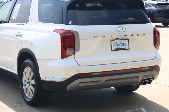 Used 2024 Hyundai Palisade SEL FWD image 6
