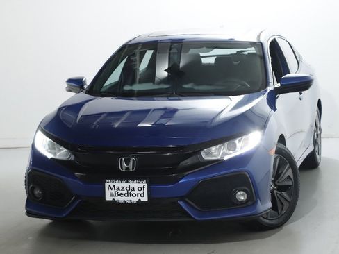 Used 2017 Honda Civic EX image 2