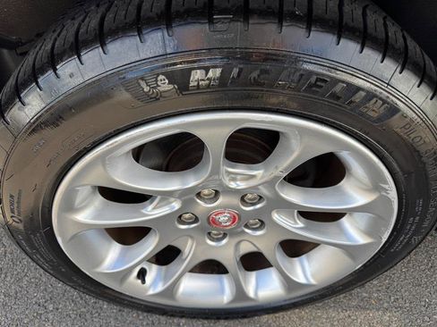 Used 2000 Jaguar XK8 Convertible image 17