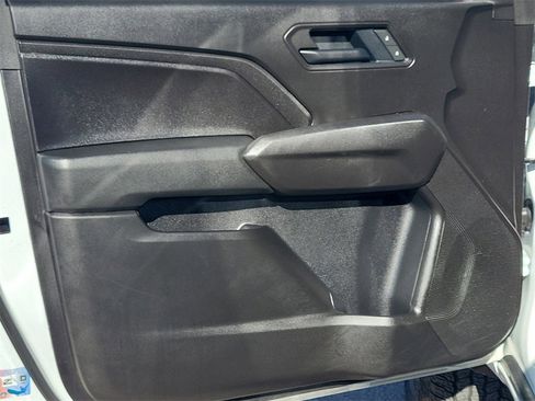 Certified 2025 Chevrolet Colorado Trail Boss image 6