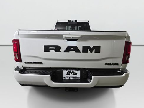 New 2026 RAM 2500 Laramie AWD/4WD image 6