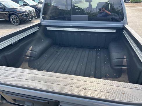 New 2026 Nissan Frontier PRO-4X w/ Pro-4x Convenience Package AWD/4WD image 14