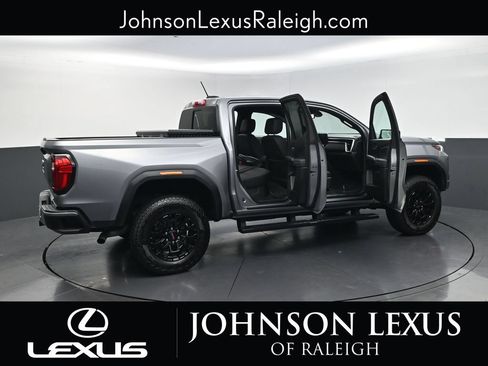 Used 2026 GMC Canyon Elevation w/ Convenience Package RWD image 32