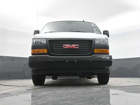 New 2025 GMC Savana 2500 w/ Driver Convenience Package image 27