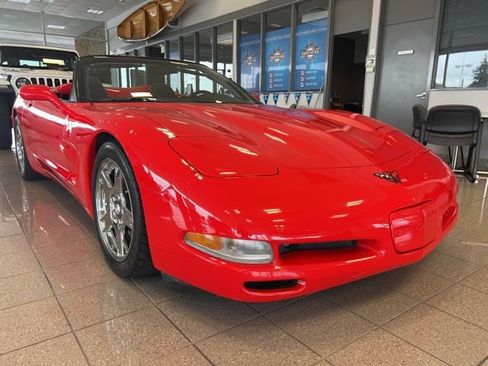 Used 1998 Chevrolet Corvette Convertible w/ Memory Pkg image 3