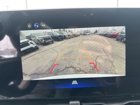 New 2026 Chevrolet Equinox LT image 24