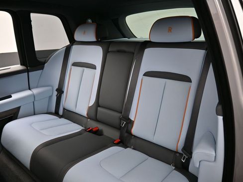 New 2026 Rolls-Royce Cullinan image 25