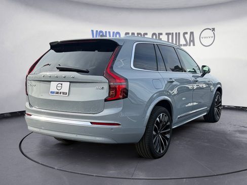 New 2026 Volvo XC90 B6 Plus w/ Protection Package Premier image 5