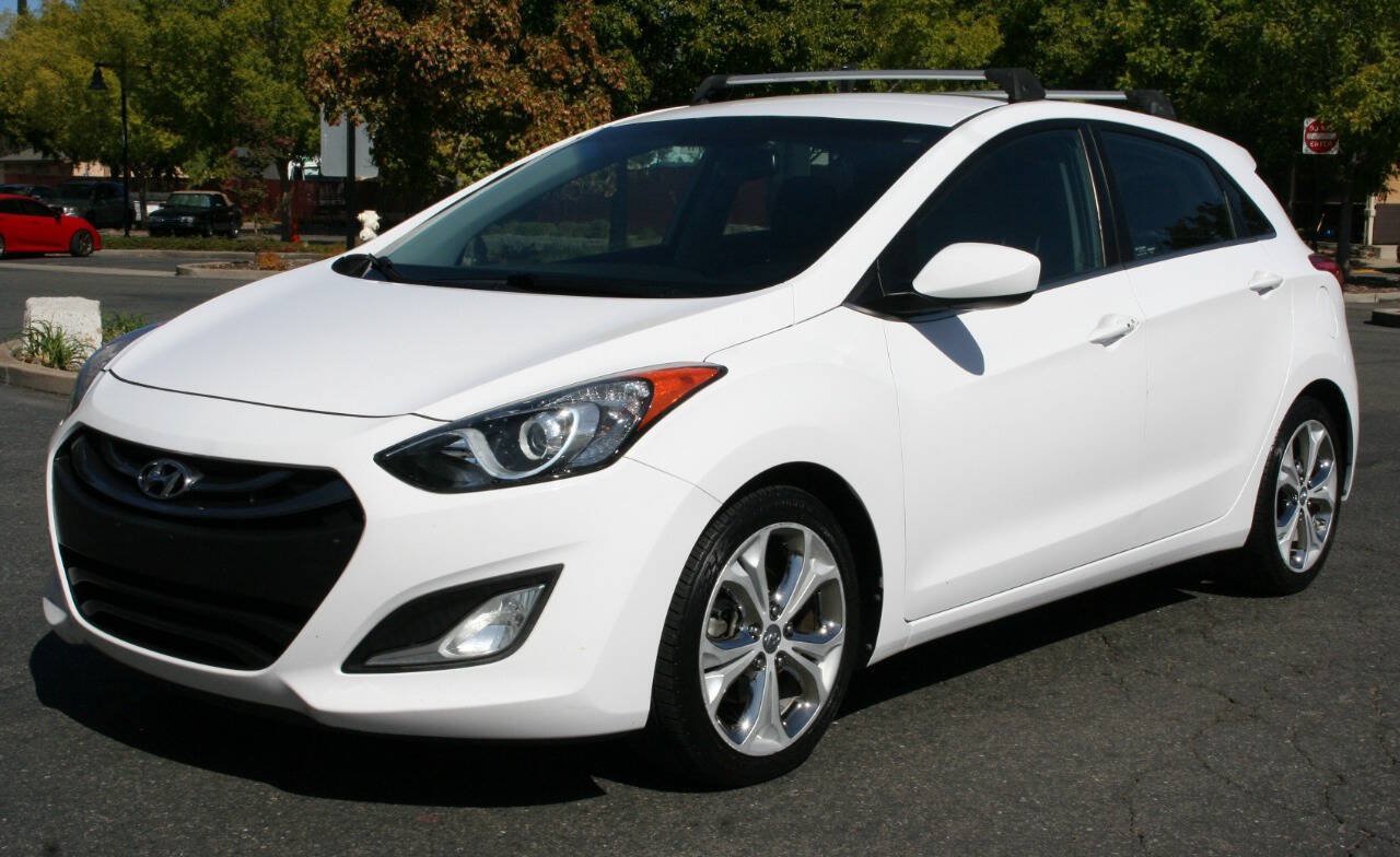 Used 2013 Hyundai Elantra GT w/ Touch & Go Pkg FWD image 9
