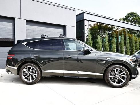 Used 2025 Genesis GV80 2.5T Select AWD/4WD image 3