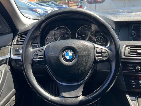 Used 2011 BMW 550i Sedan RWD image 9