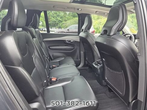 Used 2022 Volvo XC90 T5 Momentum AWD/4WD image 17