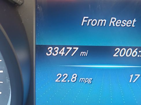 Used 2022 Mercedes-Benz GLC 300 4MATIC image 24