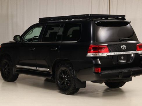 Used 2016 Toyota Land Cruiser AWD/4WD image 14