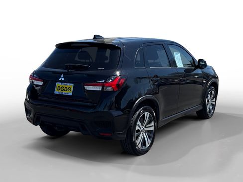 Used 2024 Mitsubishi Outlander Sport ES AWD/4WD image 5