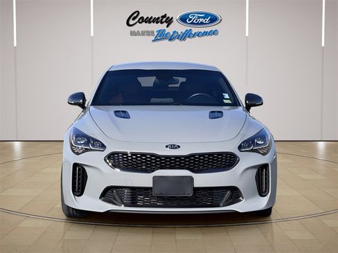 Used 2021 Kia Stinger GT image 12