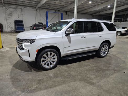 Used 2021 Chevrolet Tahoe Premier image 3