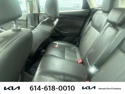 Used 2014 Ford Focus Titanium FWD image 10