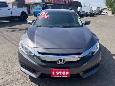 Used 2017 Honda Civic EX image 2