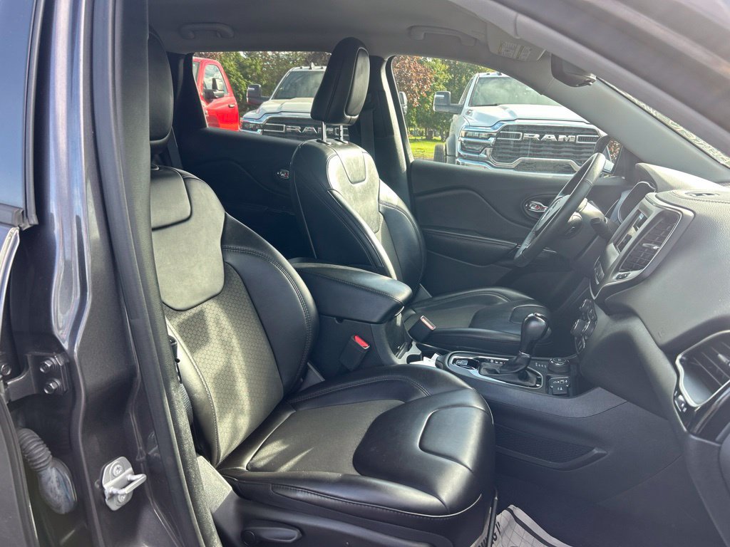 Certified 2021 Jeep Cherokee Latitude Plus AWD/4WD image 9