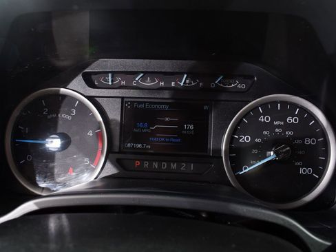 Used 2019 Ford F250 XLT w/ Snow Plow Prep Package AWD/4WD image 26