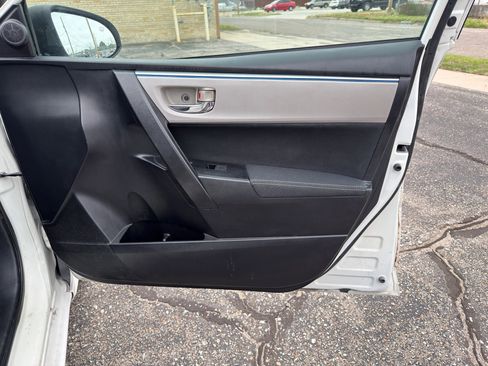 Used 2016 Toyota Corolla LE FWD image 26