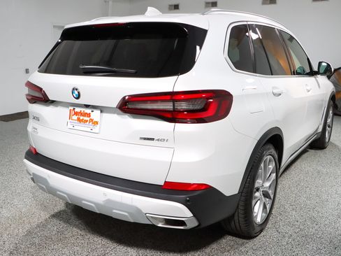 Used 2023 BMW X5 sDrive40i w/ Climate Comfort Package RWD image 7