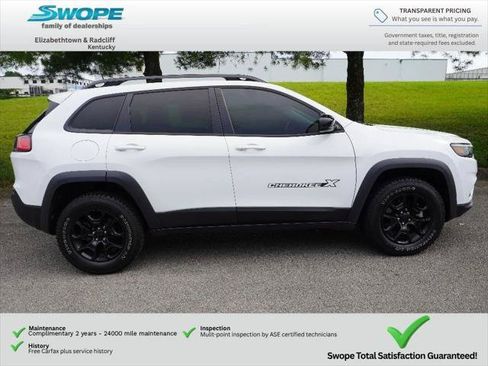Certified 2022 Jeep Cherokee Latitude AWD/4WD image 2