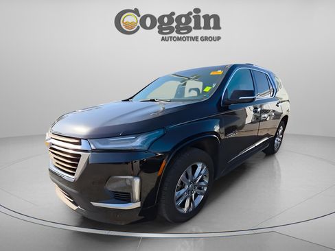 Used 2023 Chevrolet Traverse High Country w/ LPO, 'HIT The Road' Package image 23