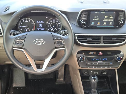 Used 2021 Hyundai Tucson Limited image 24