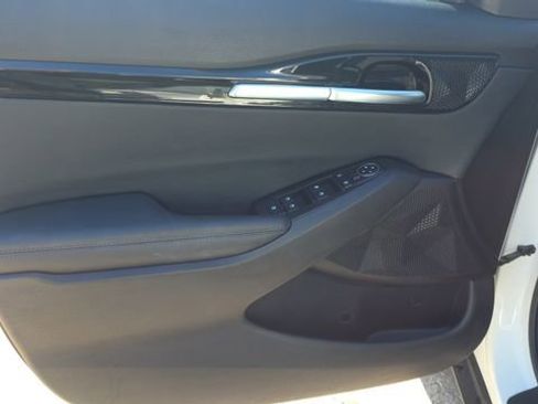 Used 2023 Kia Seltos S image 10