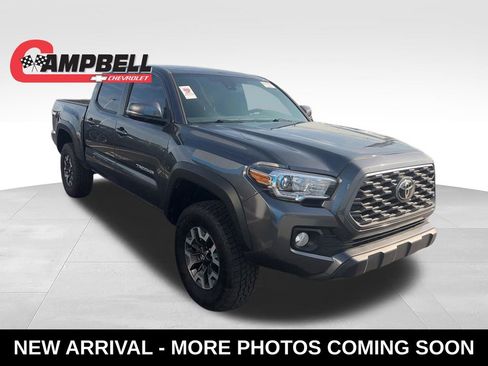 Used 2021 Toyota Tacoma TRD Off-Road AWD/4WD image 7