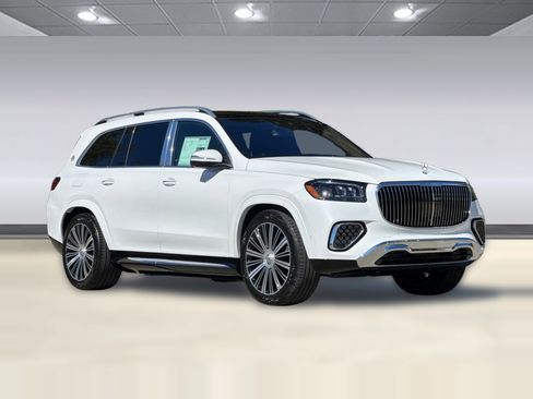 New 2026 Mercedes-Benz Maybach GLS 600 4MATIC image 6