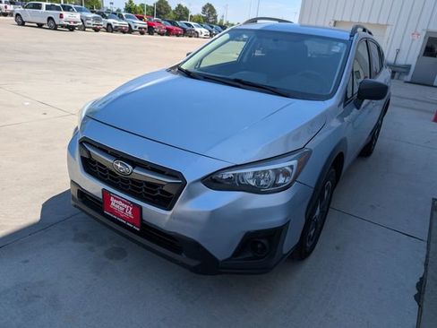 Used 2018 Subaru Crosstrek 2.0i AWD/4WD image 30