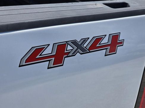 Used 2019 Chevrolet Colorado LT w/ LT Convenience Package AWD/4WD image 24