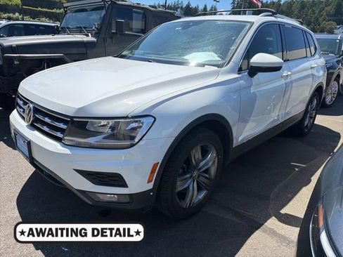 Used 2021 Volkswagen Tiguan SEL w/ 3rd Row Seat Package AWD/4WD image 1