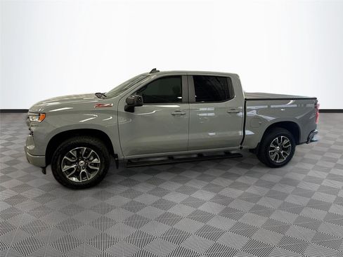 Used 2025 Chevrolet Silverado 1500 RST AWD/4WD image 4