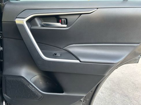 Used 2024 Toyota RAV4 XLE Premium image 28