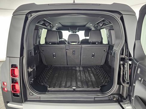 Used 2024 Land Rover Defender 110 S AWD/4WD image 14