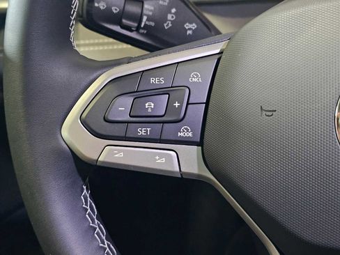 New 2026 Volkswagen Tiguan SE AWD/4WD image 26