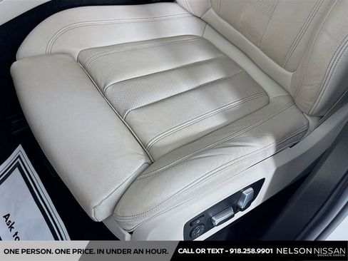 Used 2022 BMW X5 xDrive40i w/ M Sport Package AWD/4WD image 19